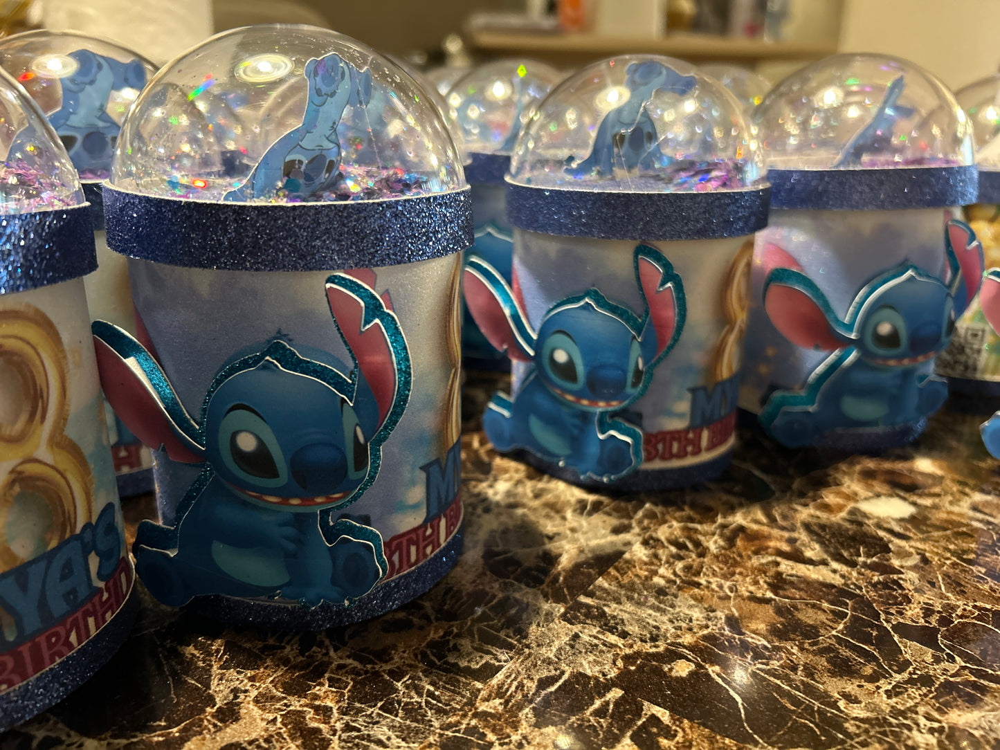 CUSTOMIZED PRINGLE CAN W/DOME
