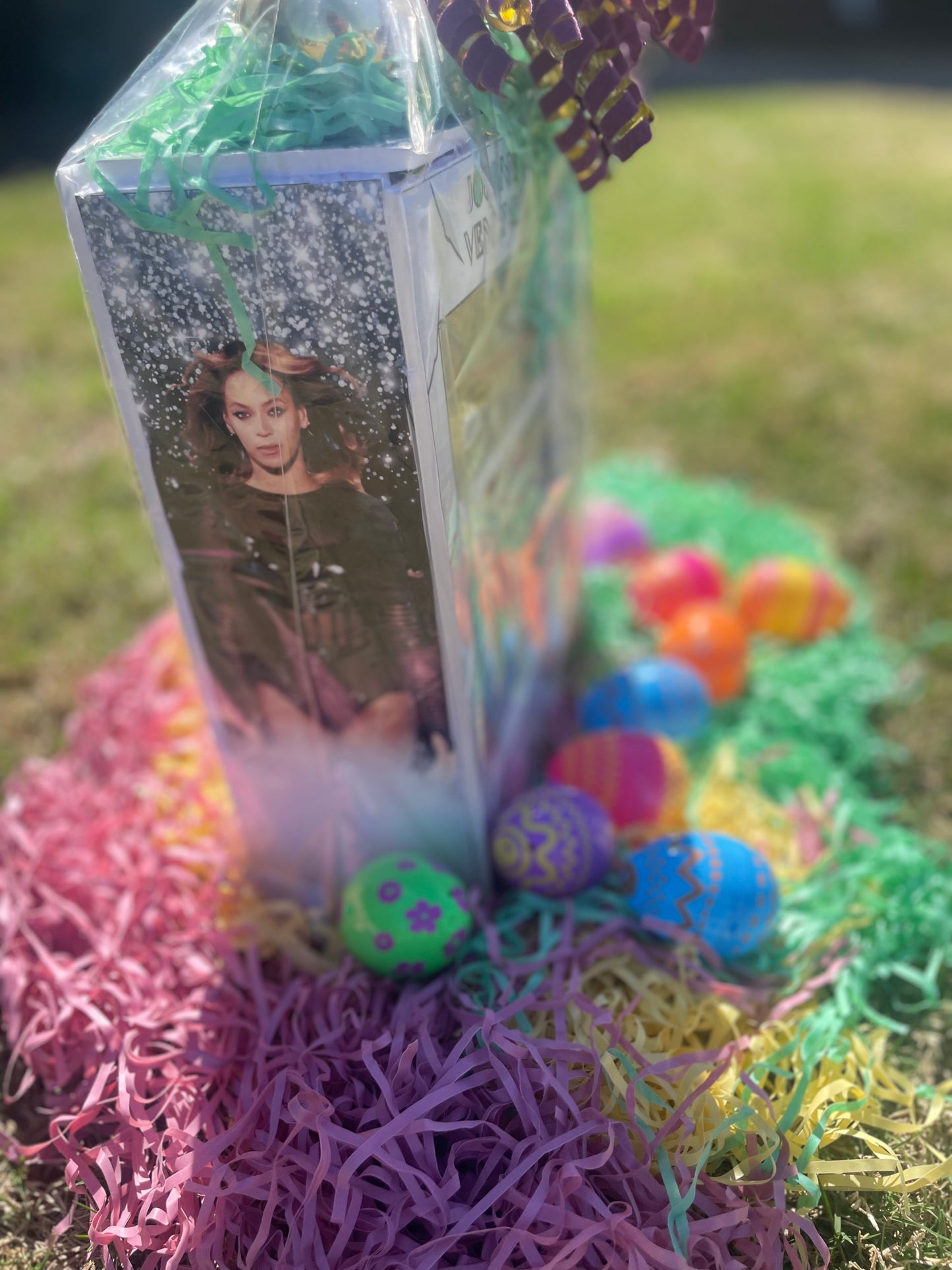 Customized Vending Machine Basket (8.5x11)